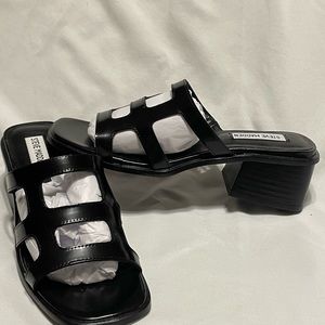 NIB STEVE MADDEN Princess Womens Sandals size 7